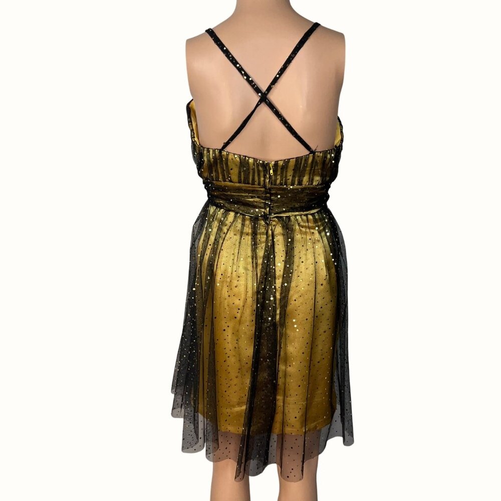 Privada Collection Gold & Black Cocktail Dress With Sequin Overlay Beaded Waist - Picture 2 of 8